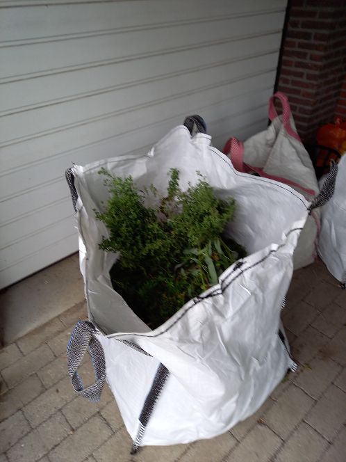 Big Bags (geschikt voor 1/2 kuub) gebruik: Tuin afval en gras ,haag knipsel